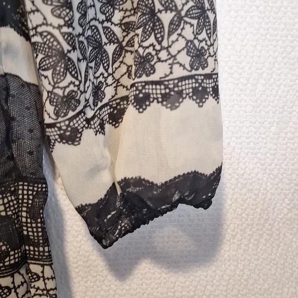 Kardashian Kollection XS. Black and white semi sheer cover up dress - Picture 4 of 7